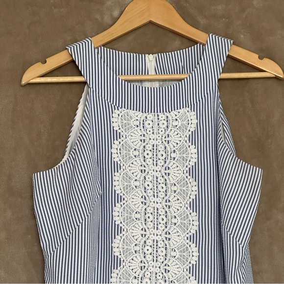 London Times Seersucker Racerback Sundress Blue White Stripes Crochet Size 10 - Picture 4 of 12